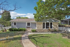 Sutton Dr-S1007-001.jpg