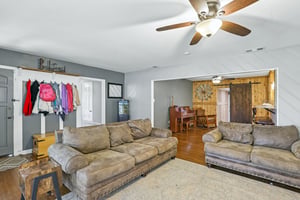 Sutton Dr-S1007-013.jpg