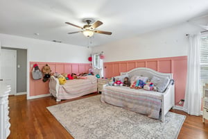 Sutton Dr-S1007-031.jpg