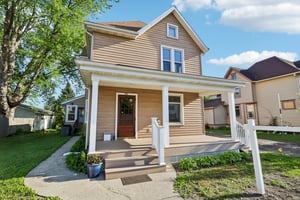 W 3rd St-S0506-002.jpg
