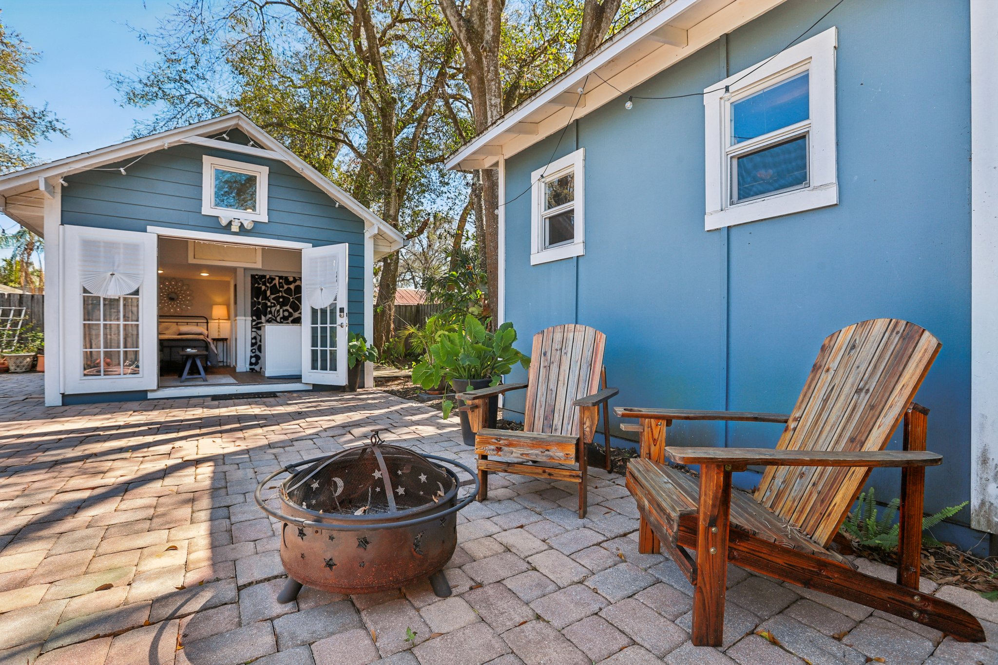 W Curtis St-S2502-053.jpg