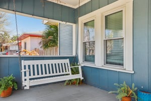 W Curtis St-S2502-008.jpg