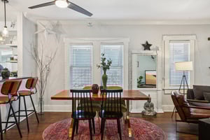 W Curtis St-S2502-018.jpg