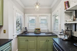 W Curtis St-S2502-023.jpg