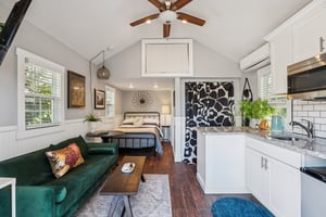 W Curtis St-S2502-028.jpg