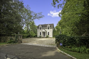  Photo 0