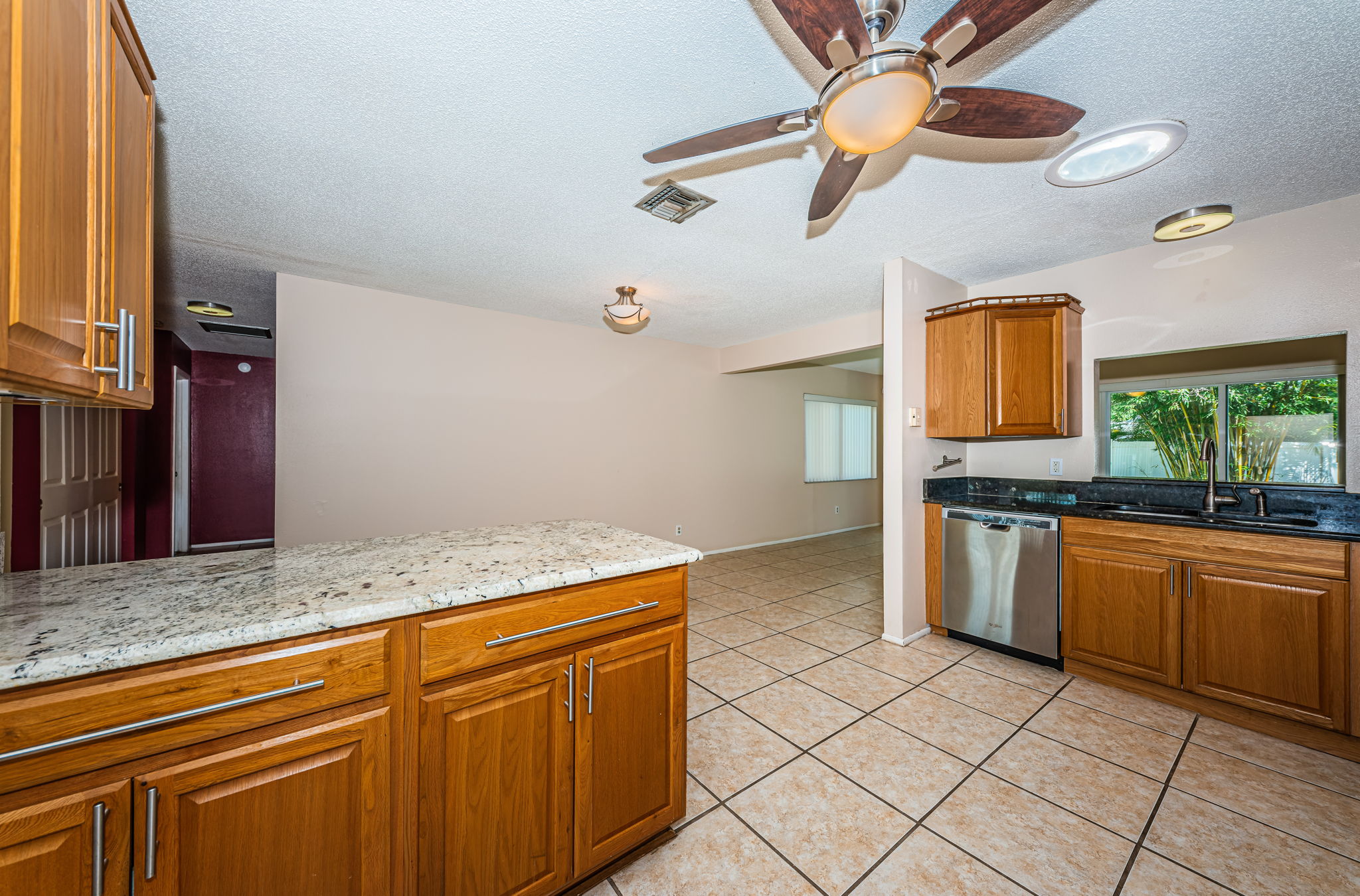 Kitchen 5-2
