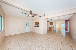 Family Room 3-2