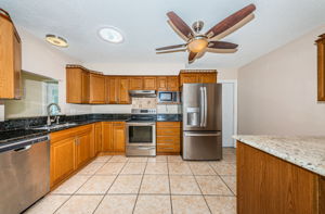 Kitchen 1-2-2