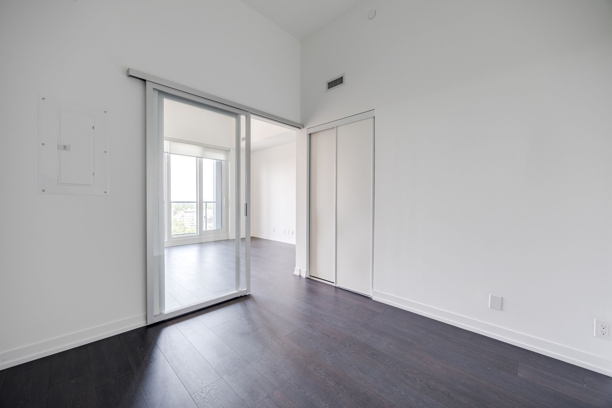 Toronto property showcase — delivered property photograph 11
