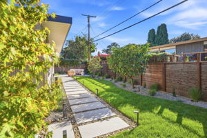 037_F8_2020 Channing Ave