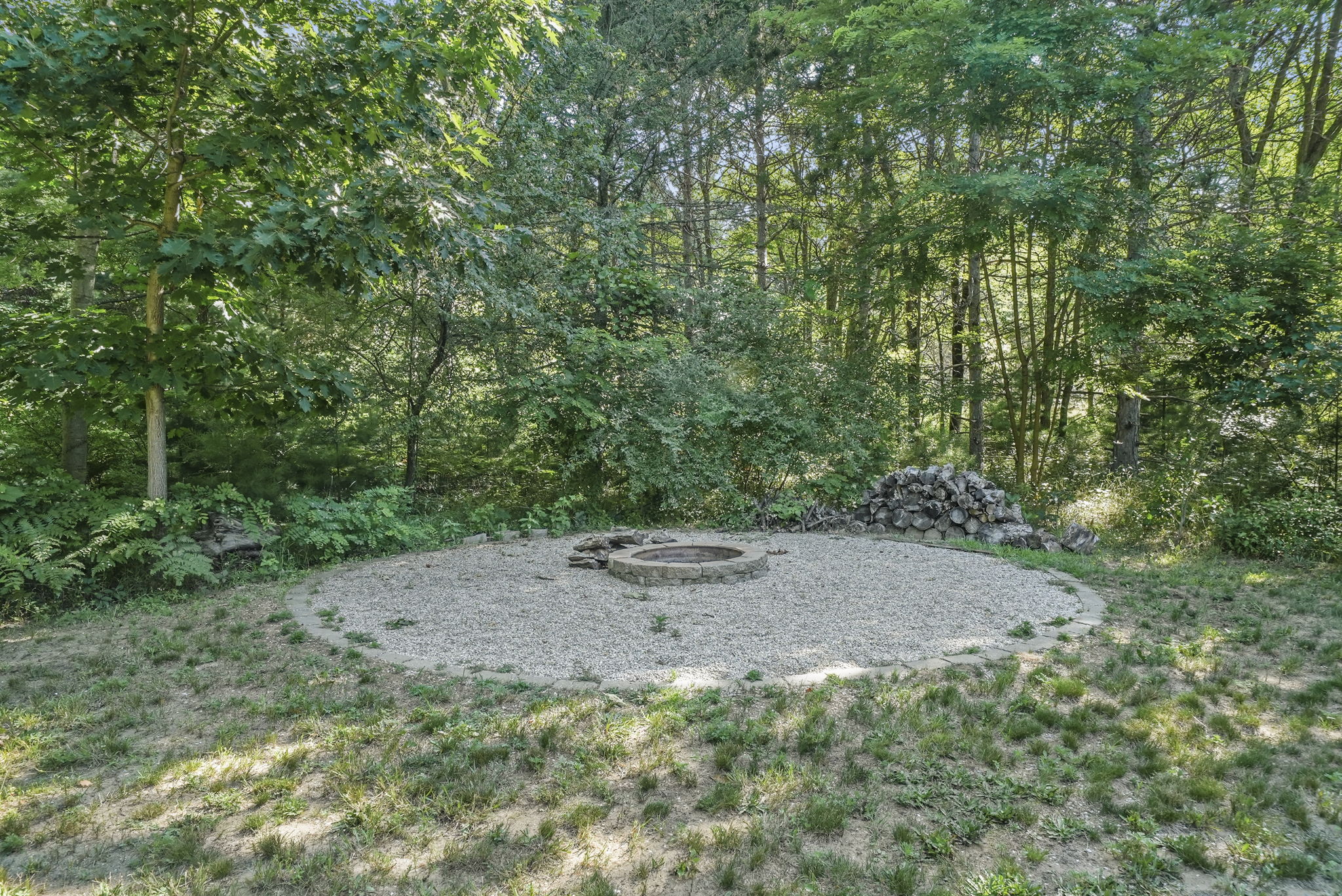  Photo 43