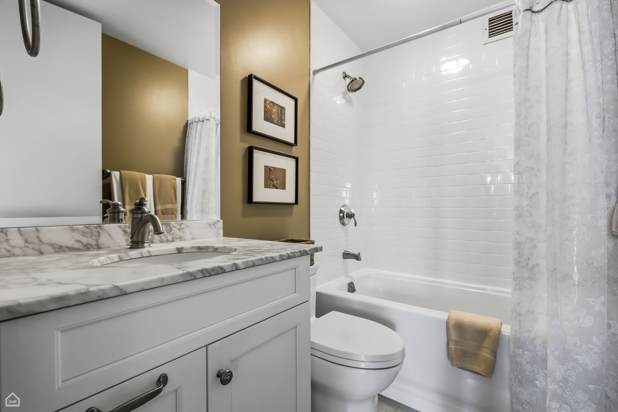 2nd Bathroom