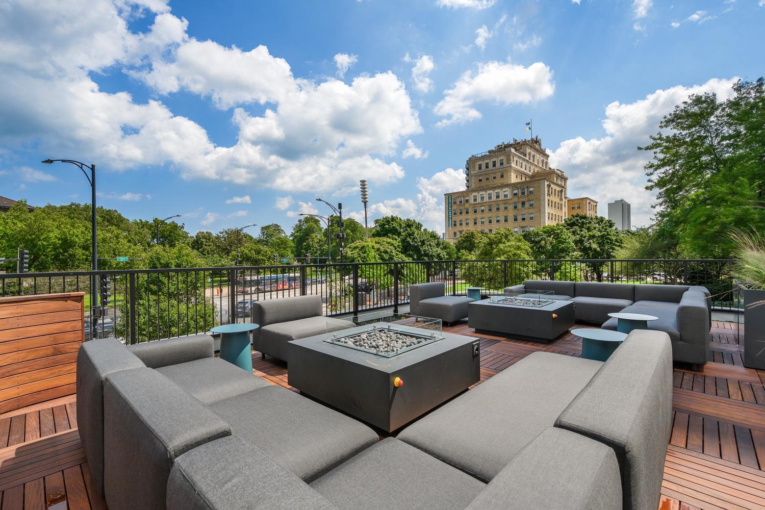 Outdoor Lounge
