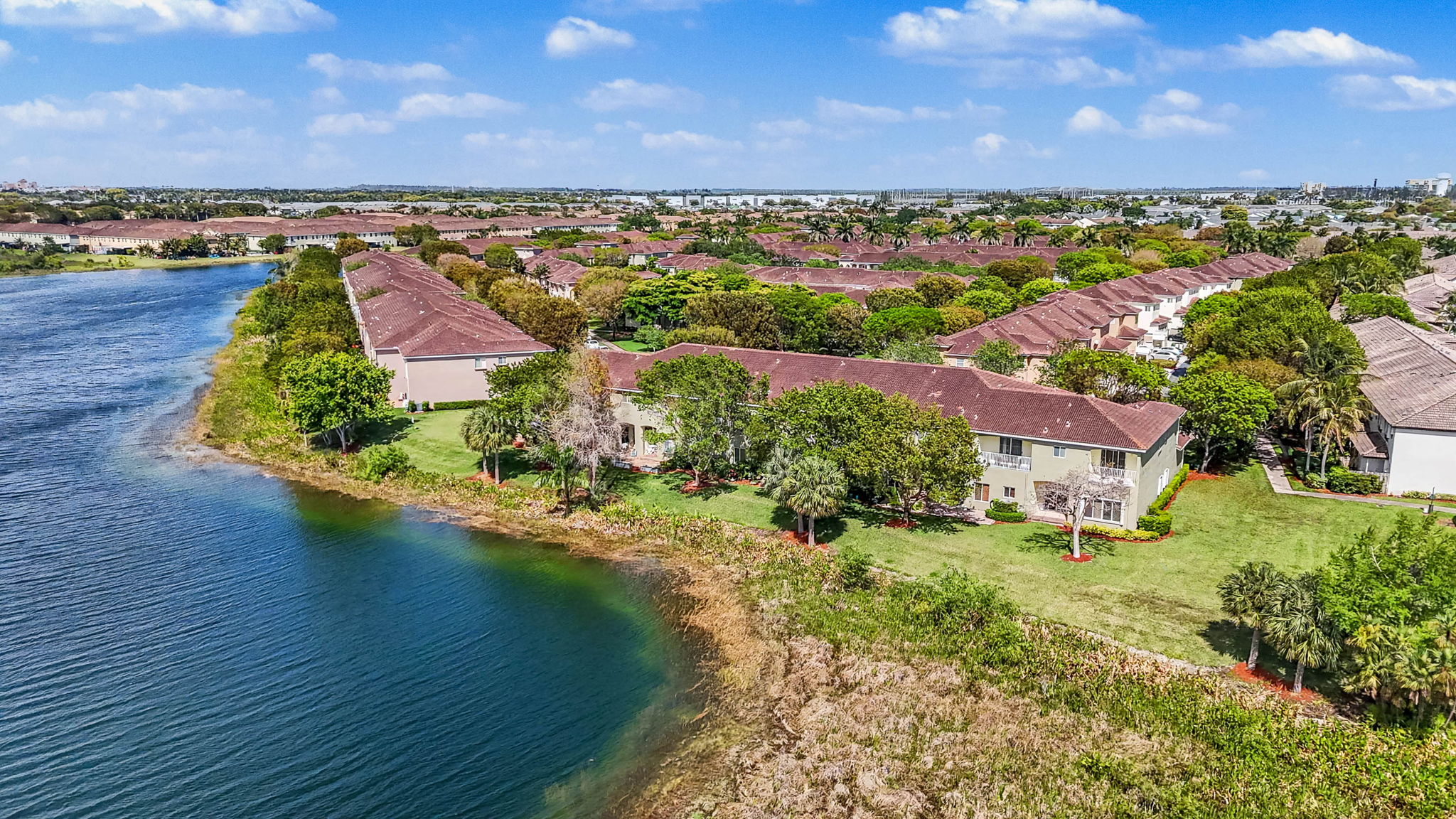  Photo 34