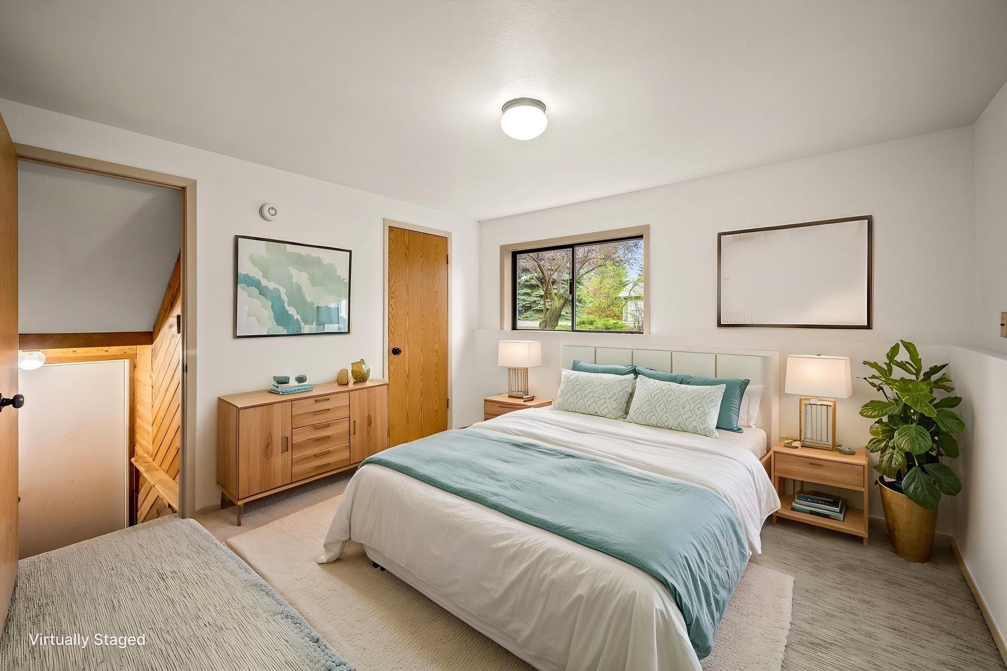 DSC_6509 virtually staged.jpeg