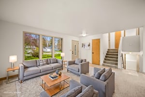 DSC_6426 virtually staged.jpeg