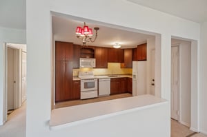 2021 Ammer Ridge Kitchen, Hallway