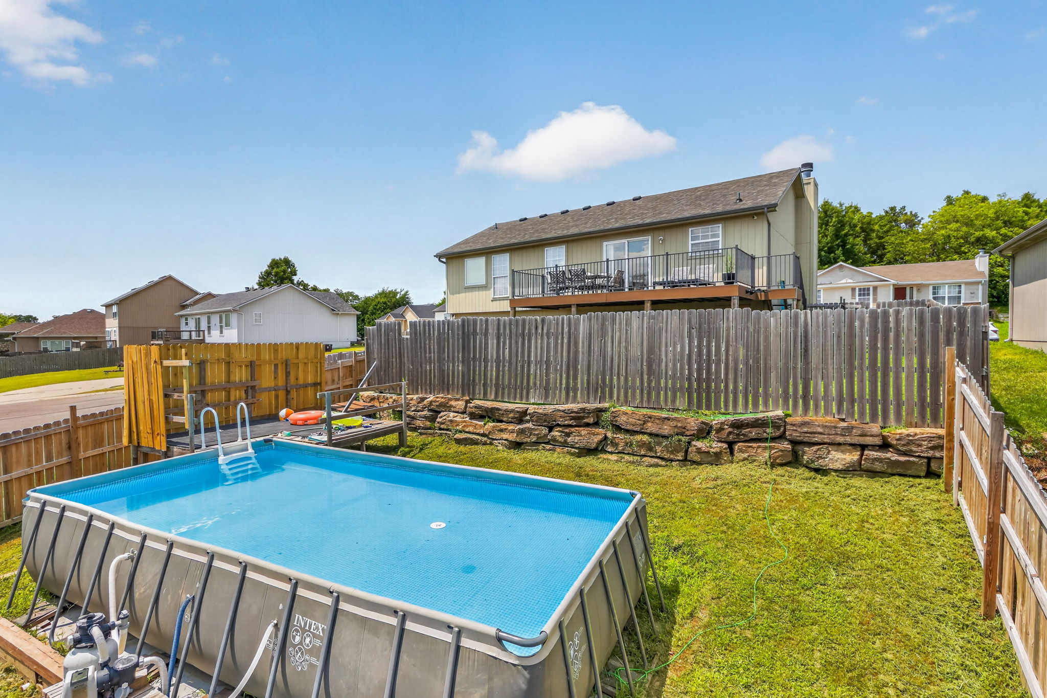 2021 Buckeye Ct-008