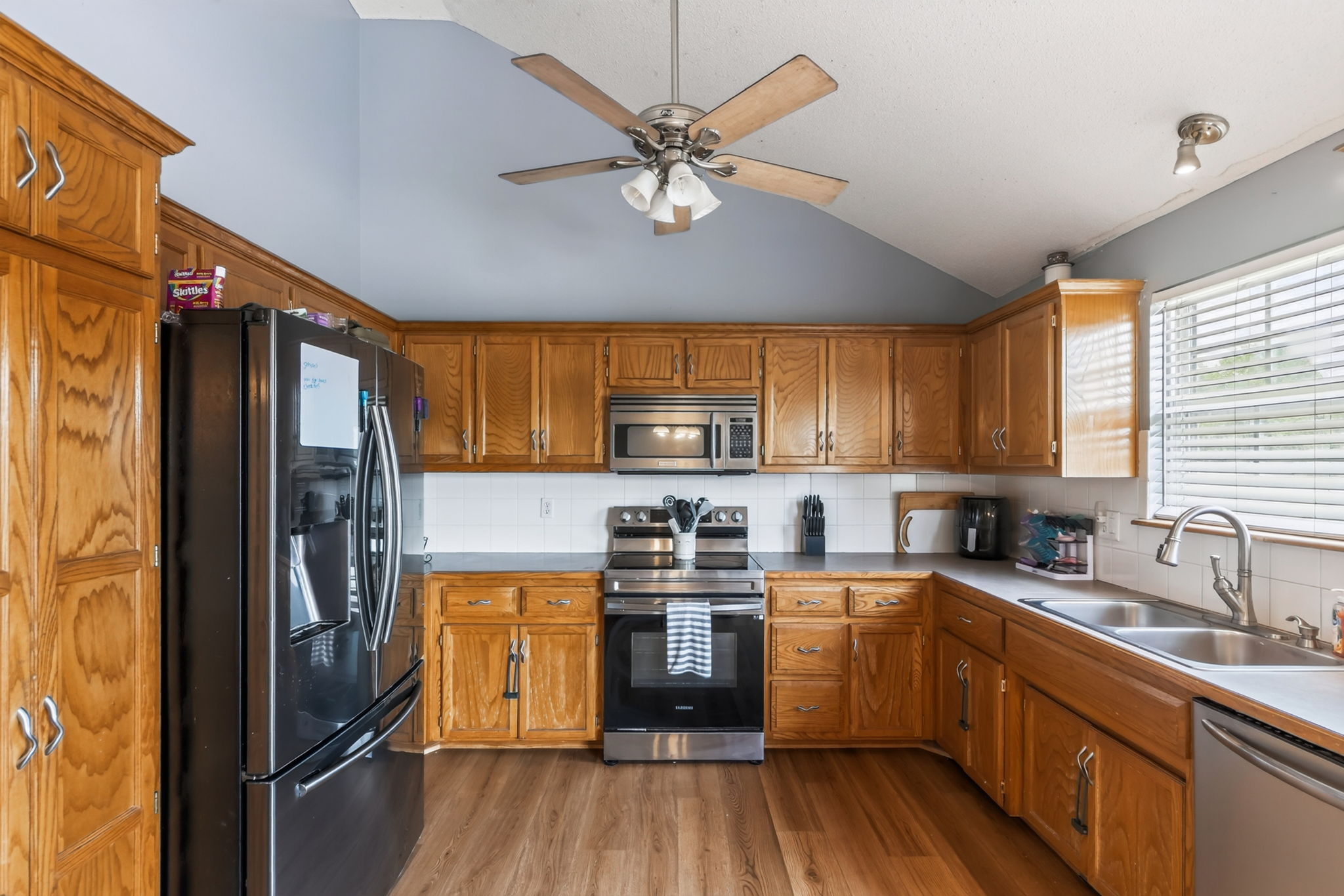 2021 Buckeye Ct-018