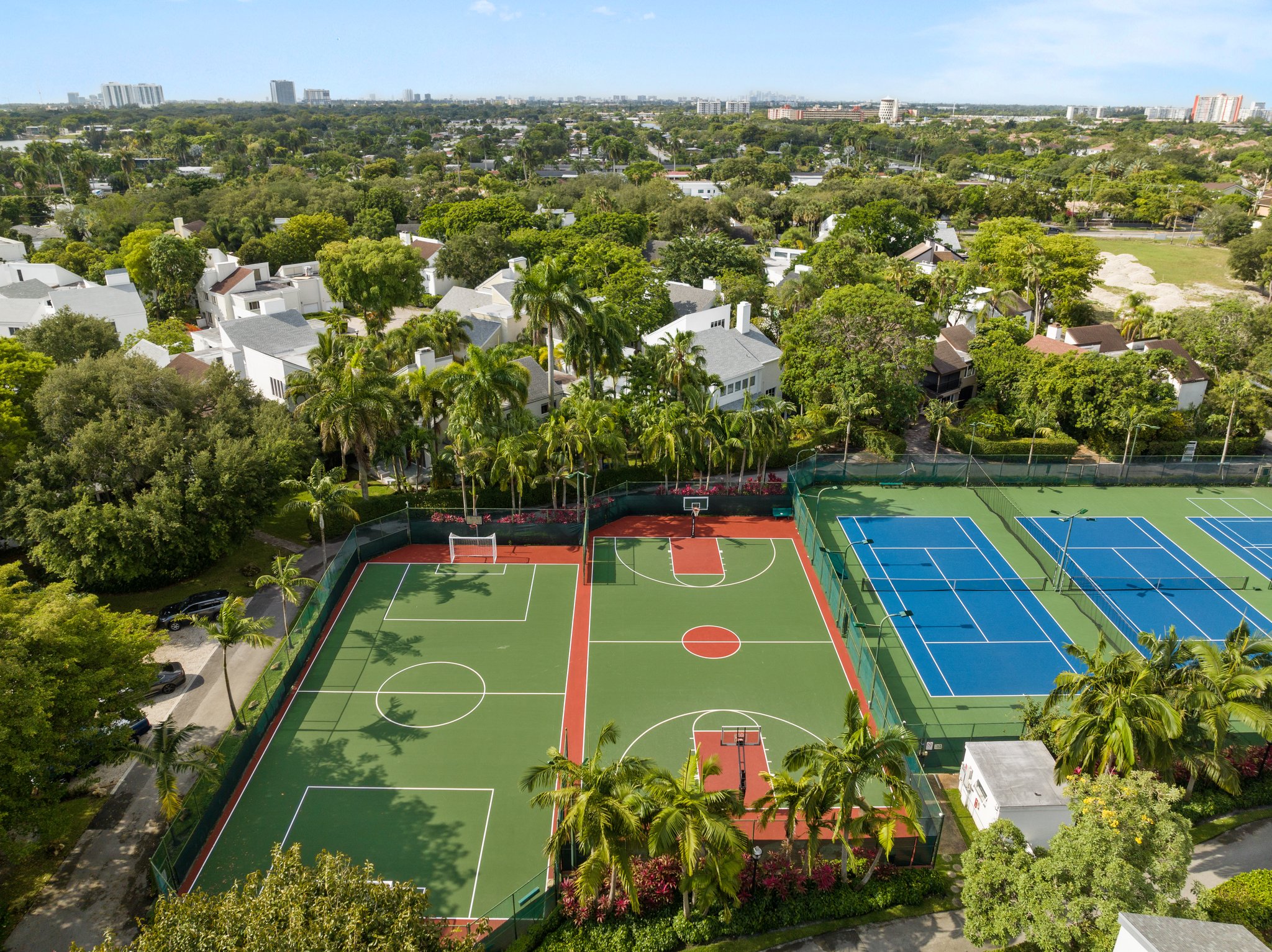 Basketball & Tennis Court