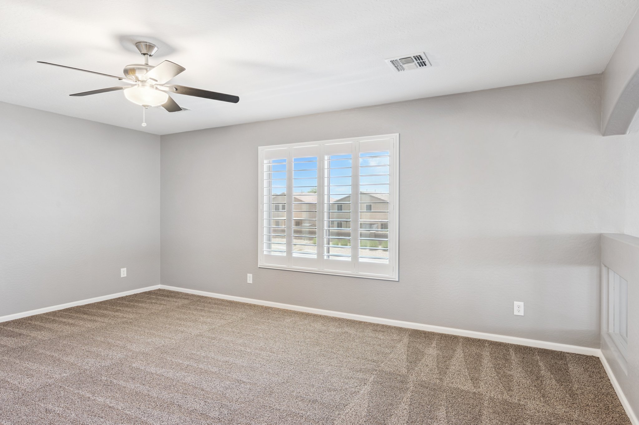 20226 N Madison Dr - 041.jpg