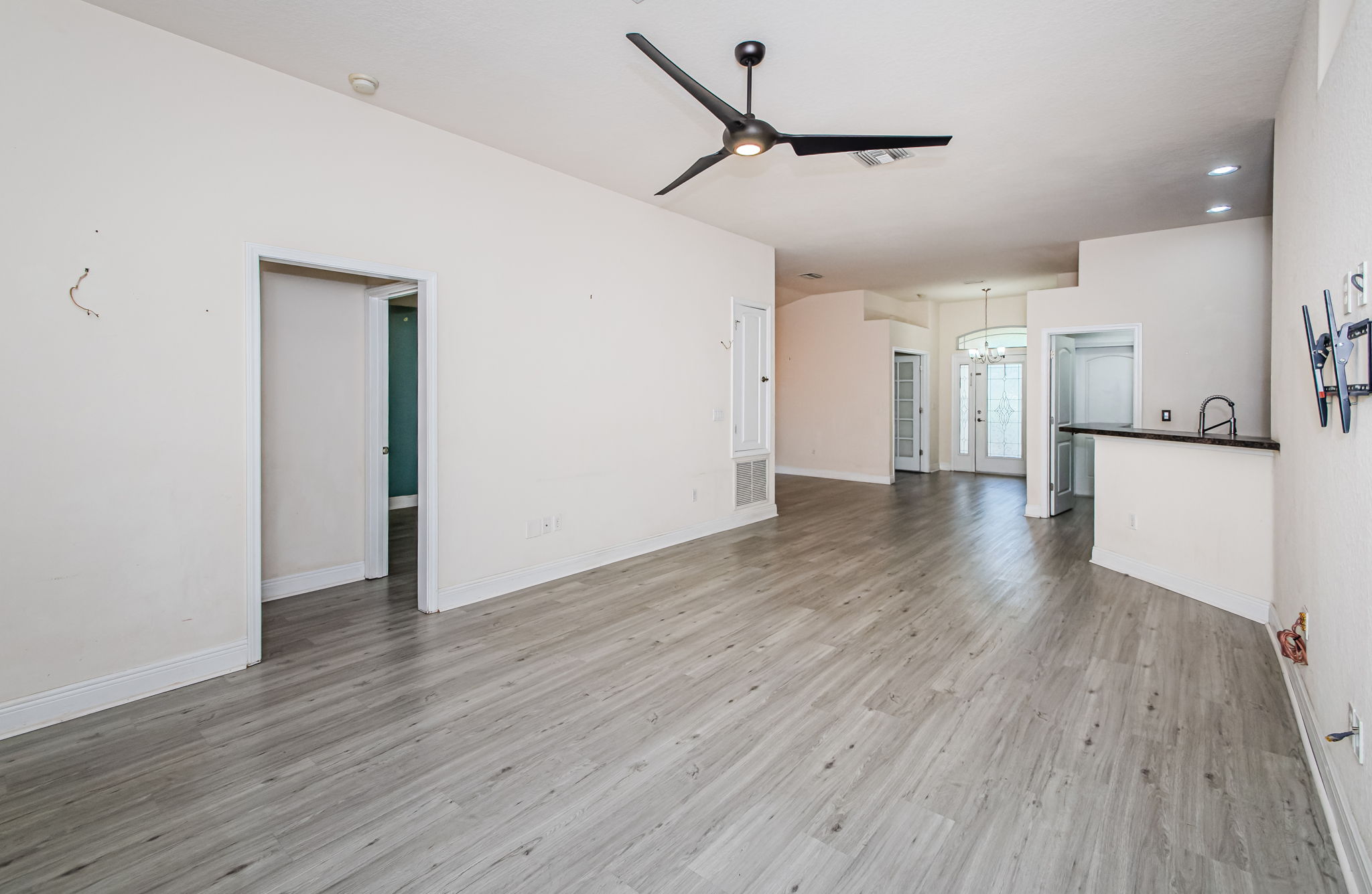 Living Room 1C