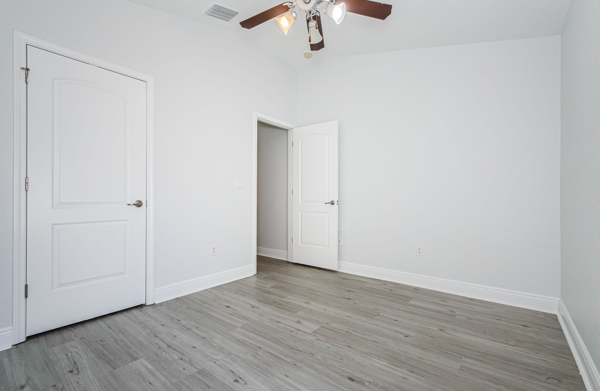 Bedroom 11B