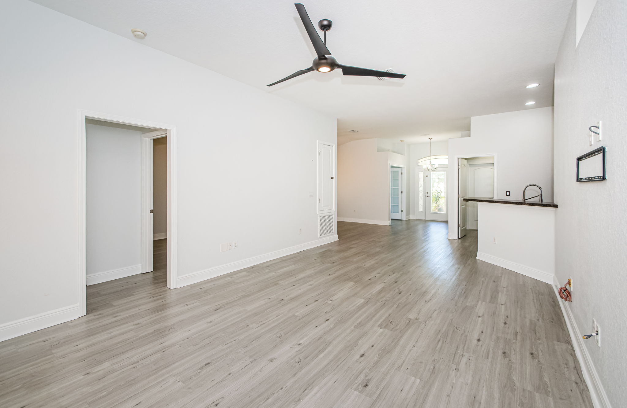 Living Room 10C