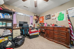  Photo 37