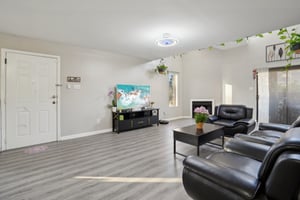 Gentryside Dr 108-009.jpg