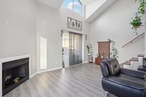 Gentryside Dr 108-013.jpg