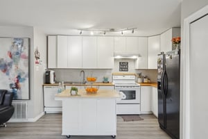 Gentryside Dr 108-019.jpg