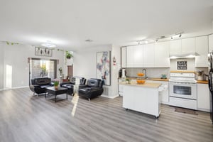 Gentryside Dr 108-020.jpg