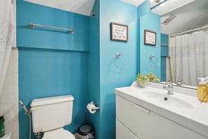 Gentryside Dr 108-032.jpg