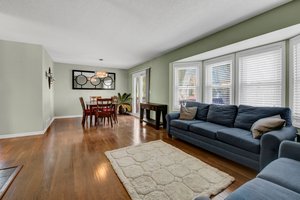 2023 Vienna Ln, Eagan, MN 55122, USA Photo 5