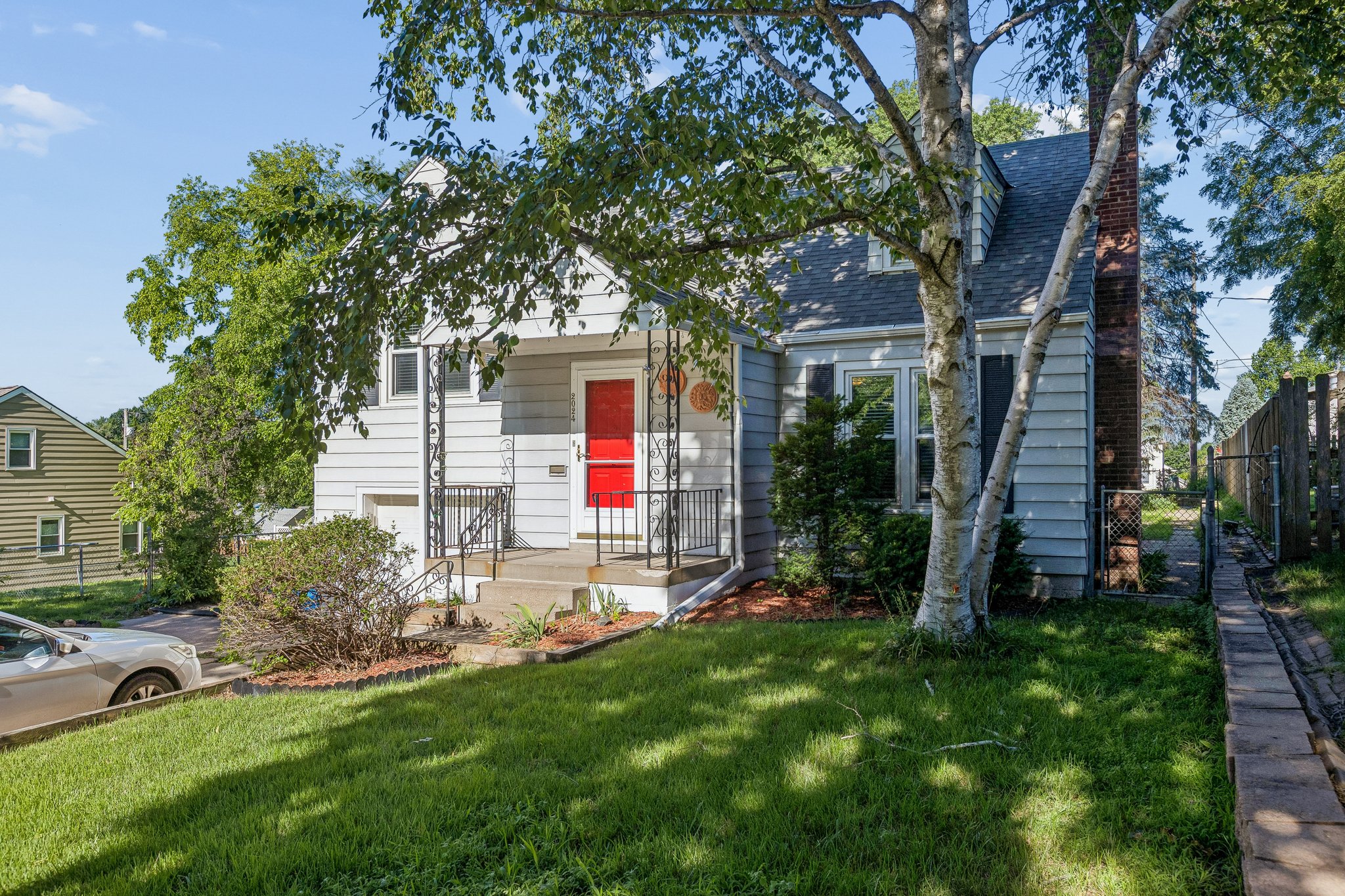 9157 - 2024 N 62nd St_002.jpg