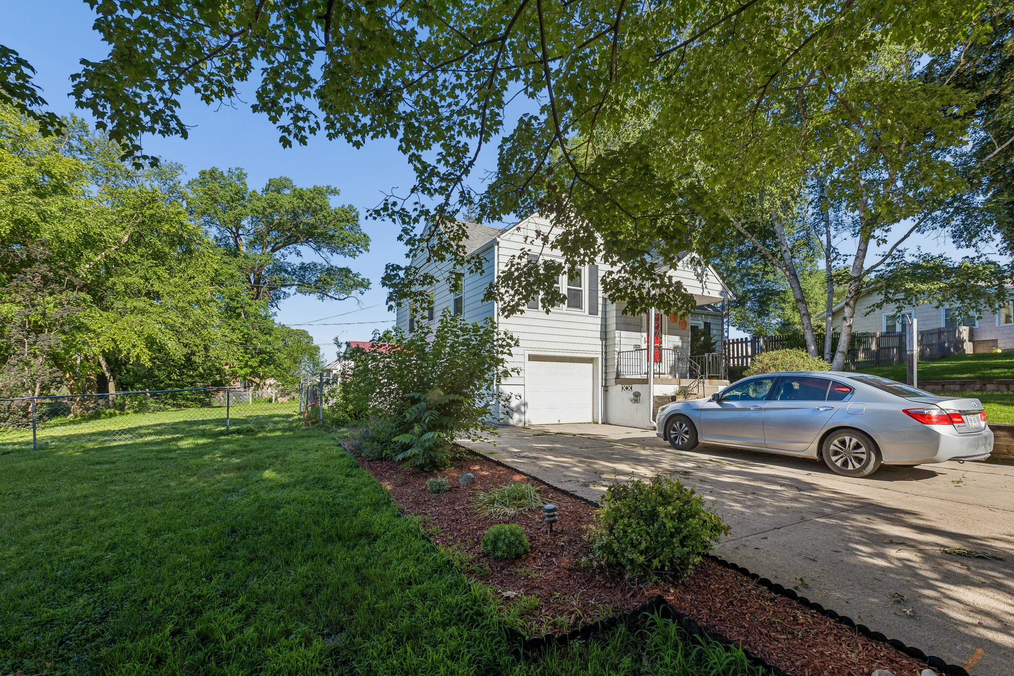 9157 - 2024 N 62nd St_003.jpg