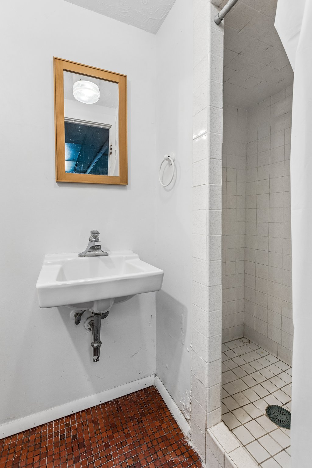 9157 - 2024 N 62nd St_024.jpg