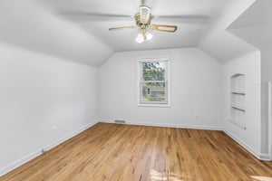 9157 - 2024 N 62nd St_017.jpg