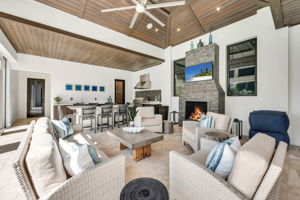 Outdoor Living - Kitchen