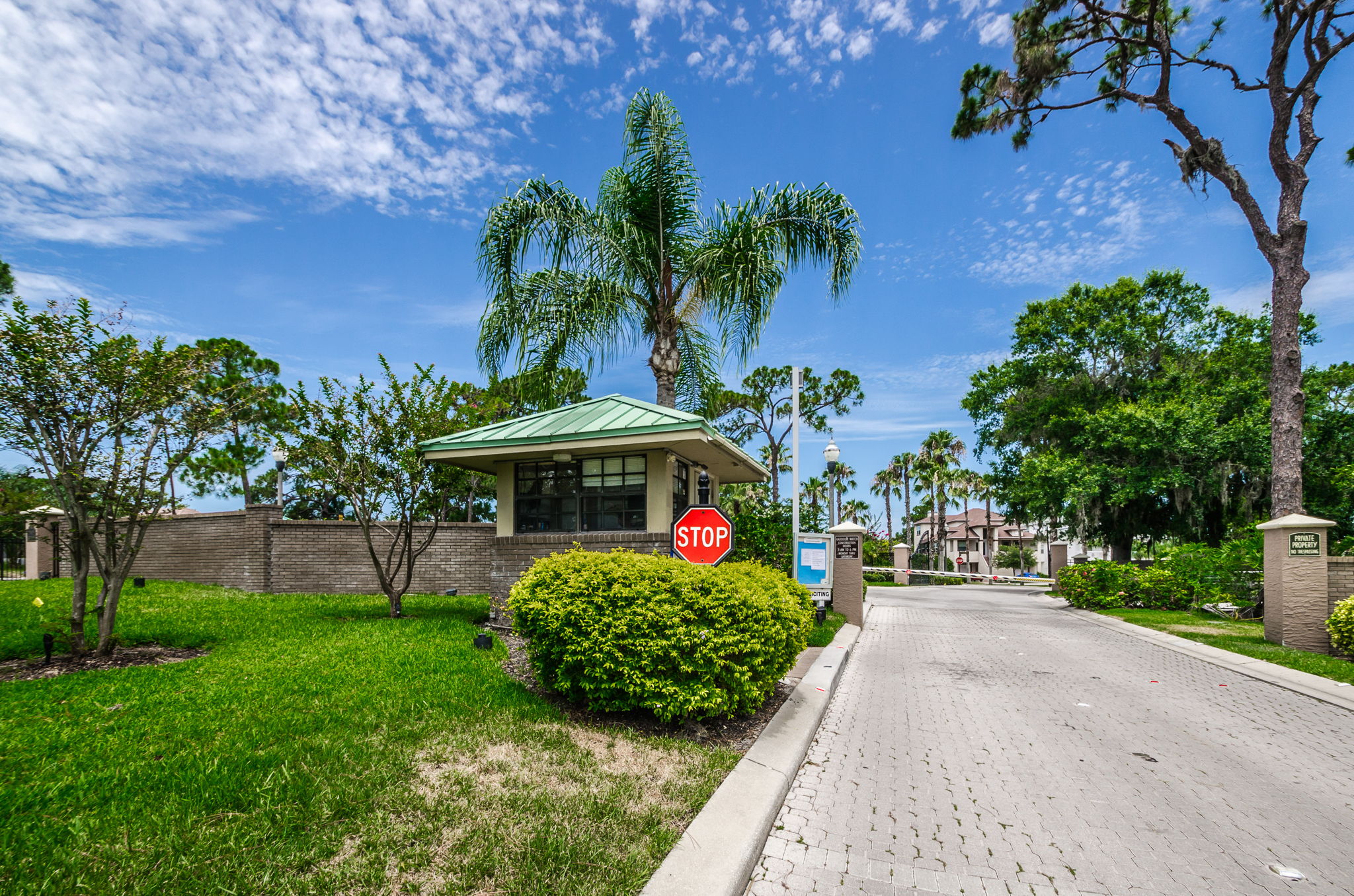 2-Harbour Watch Gated Entry