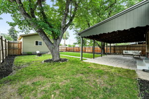  Photo 32