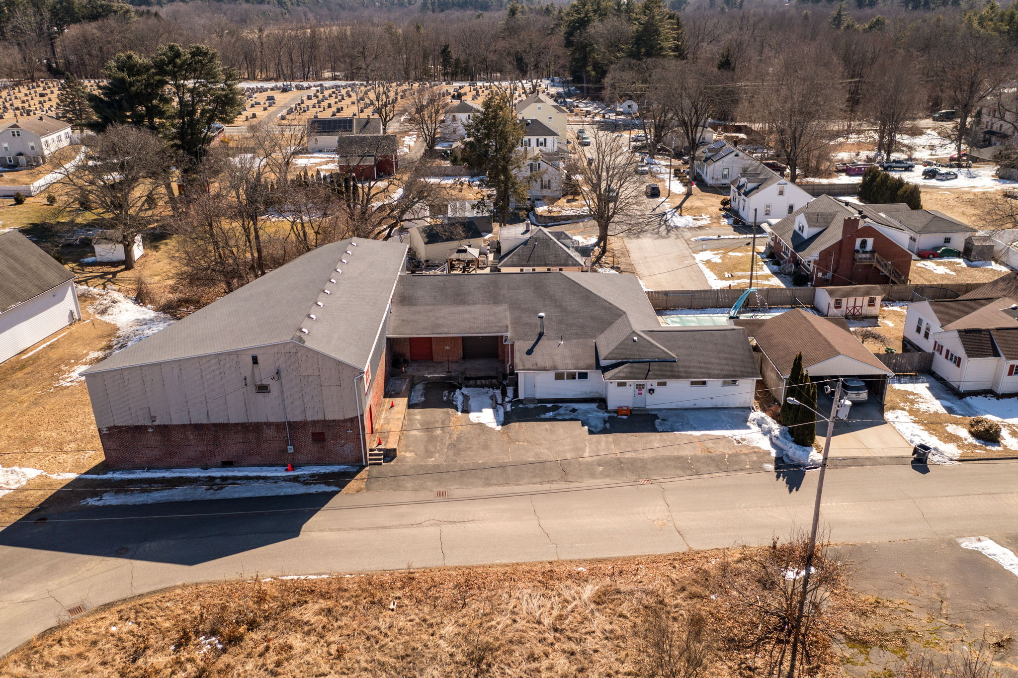 2025 Pine St, Three rivers, MA 02723 | Full Frame Media LLC