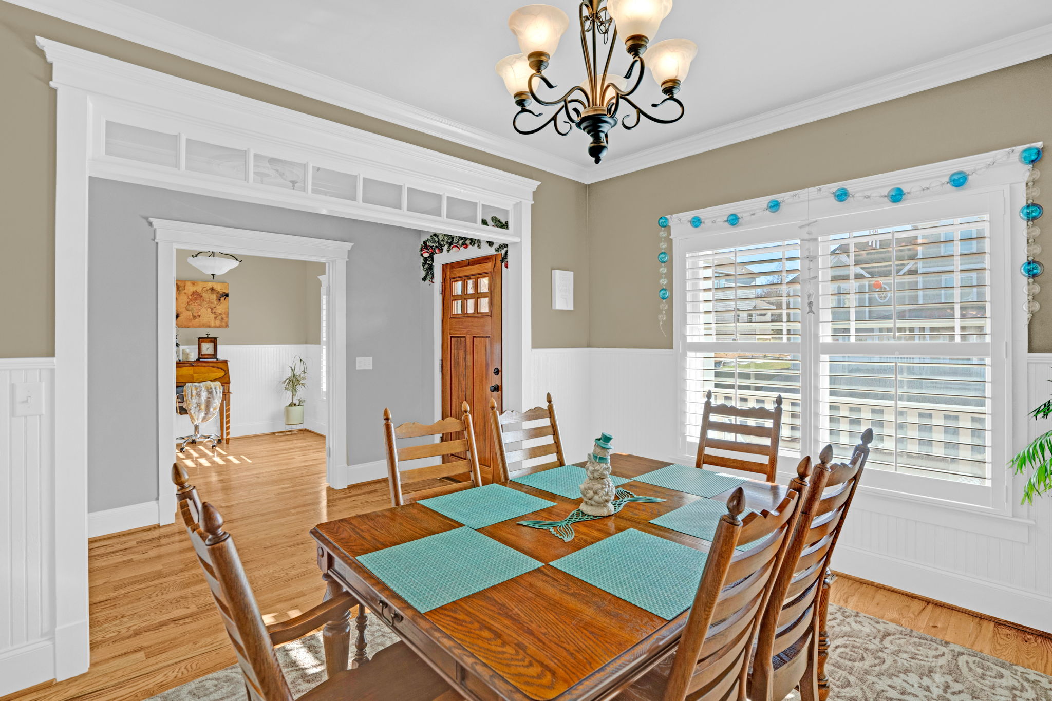 2025 Stanchion St-12