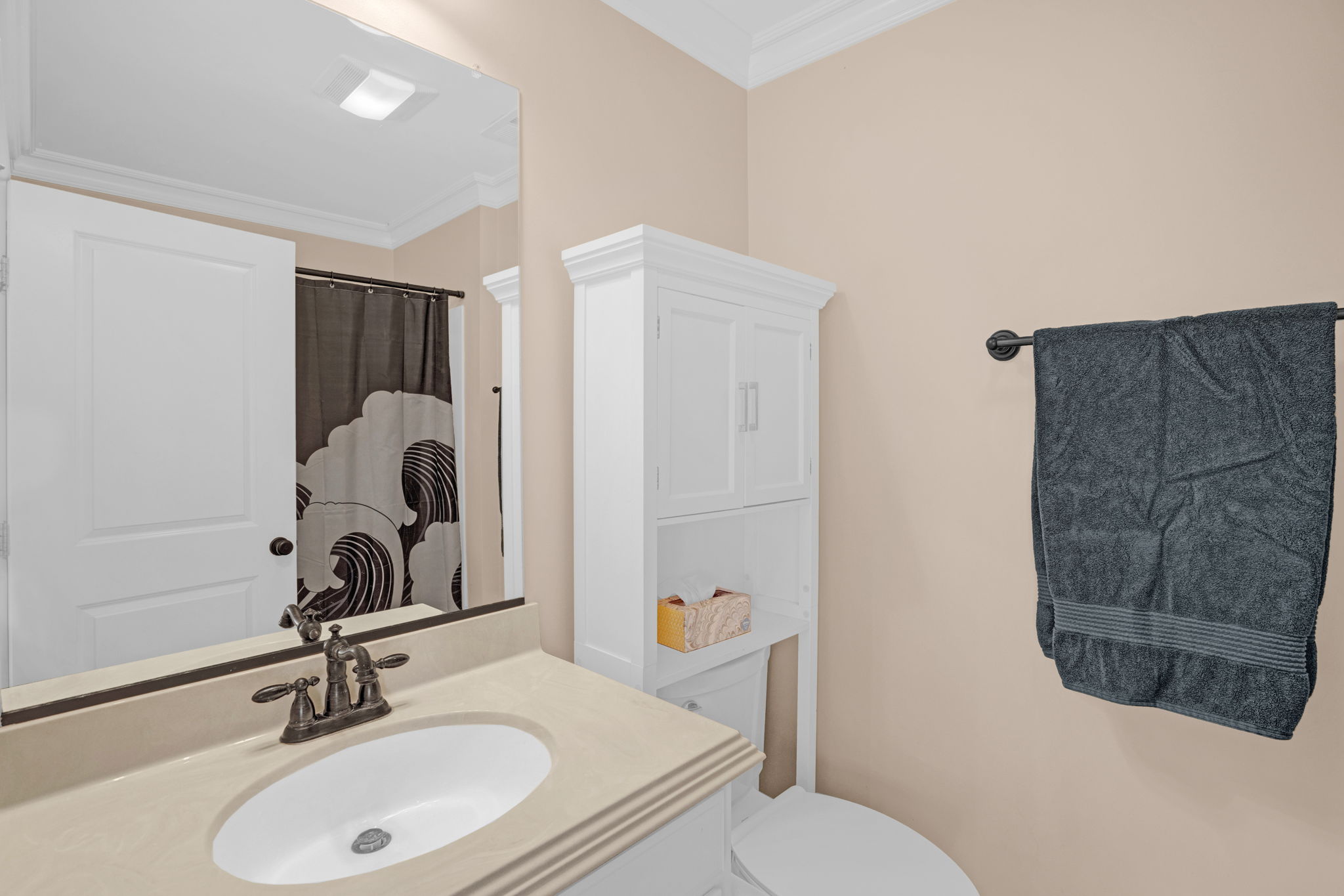 2025 Stanchion St-37