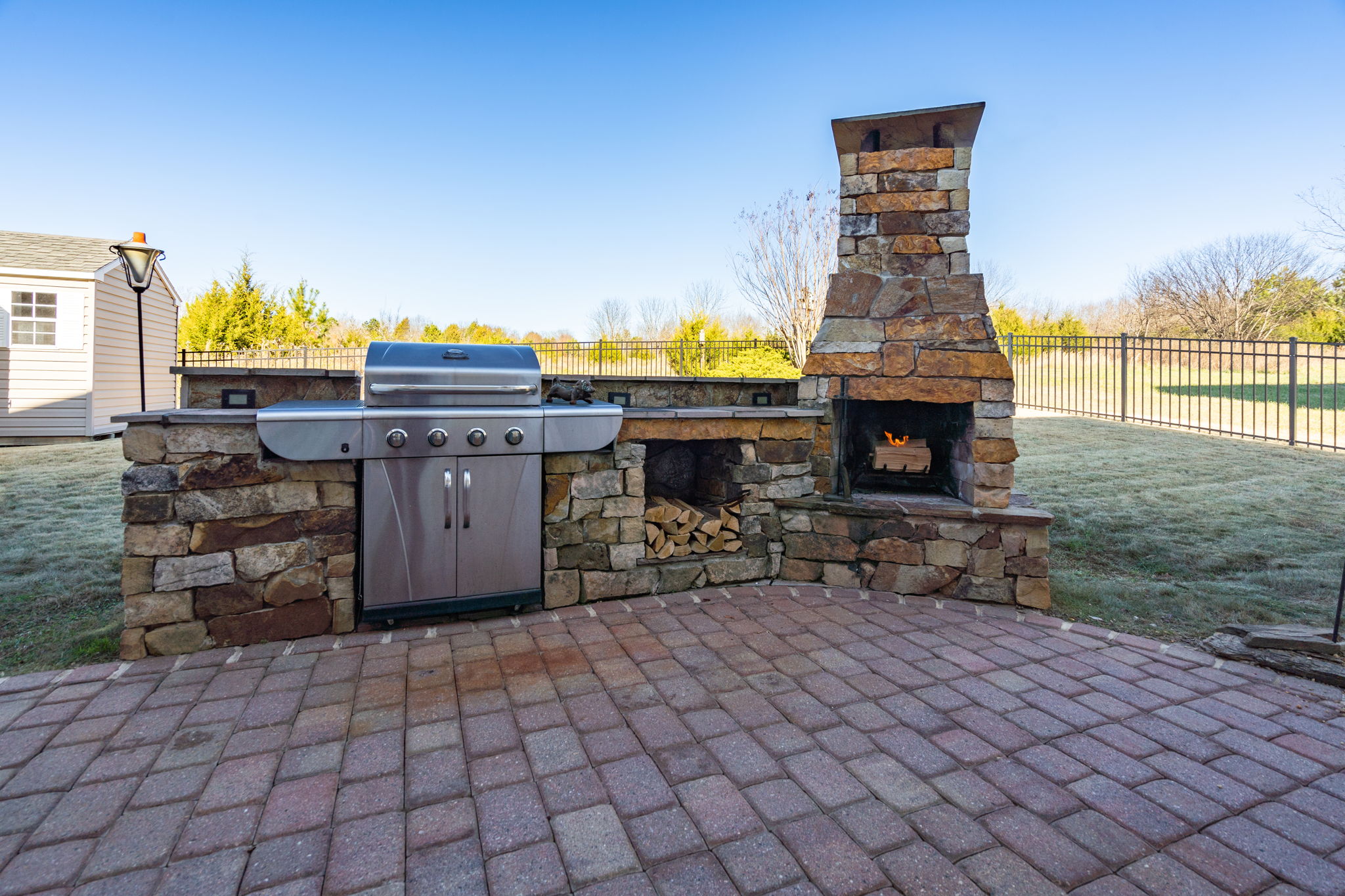 2025 Stanchion St-40