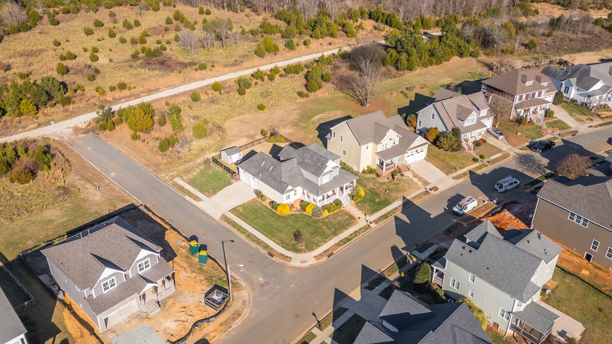 2025 Stanchion St-51