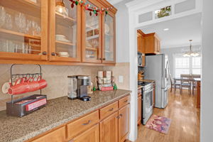 2025 Stanchion St-13