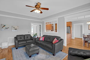 2025 Stanchion St-23